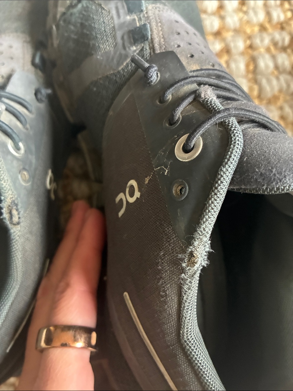On Running Size 8 Women’s Running Shoes in Charcoal Gray - Picture 4 of 6